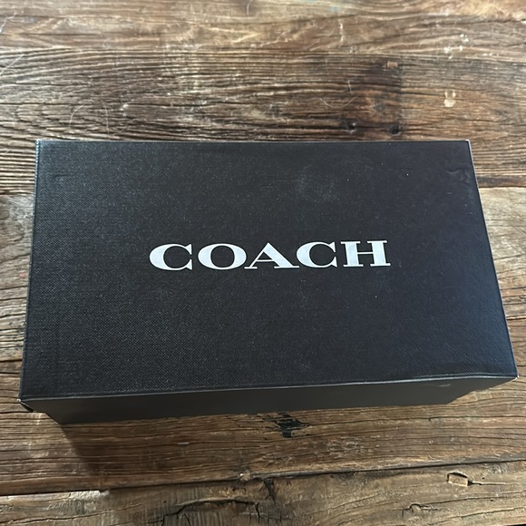 Coach Shoes. Brand new. - Picture 5 of 5